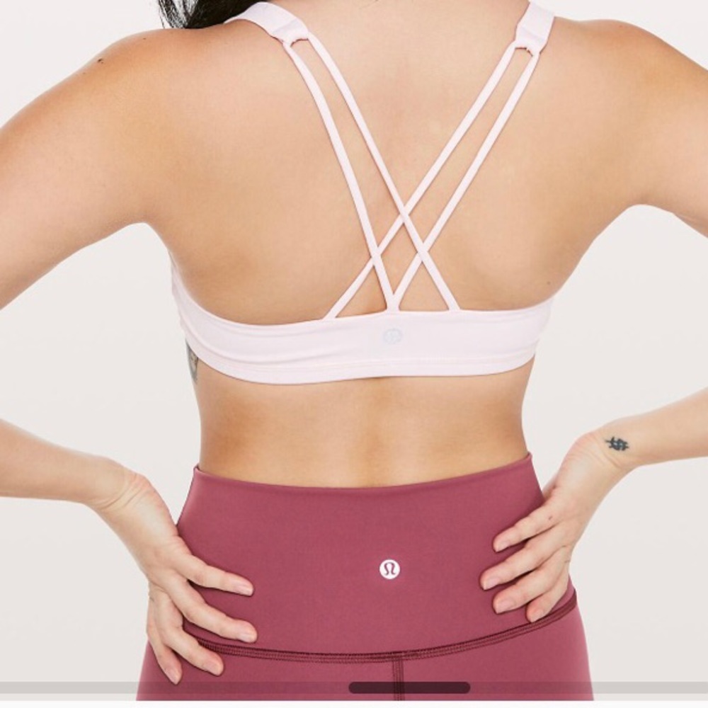 Lululemon Free to Be sports bra!